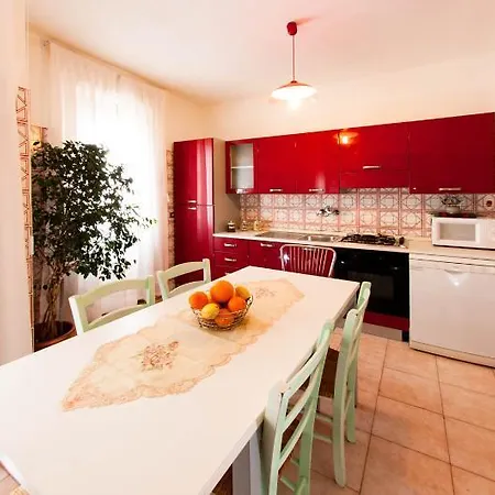 Via Genova Apartment Olbia