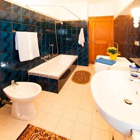 Via Genova Apartament
