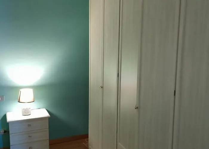 Via Genova 아파트